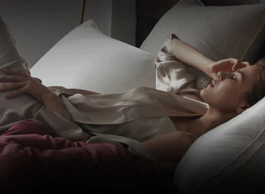 Comment Un Pyjama En Soie Garde-T-Il Au Chaud Ou Au Frais?
