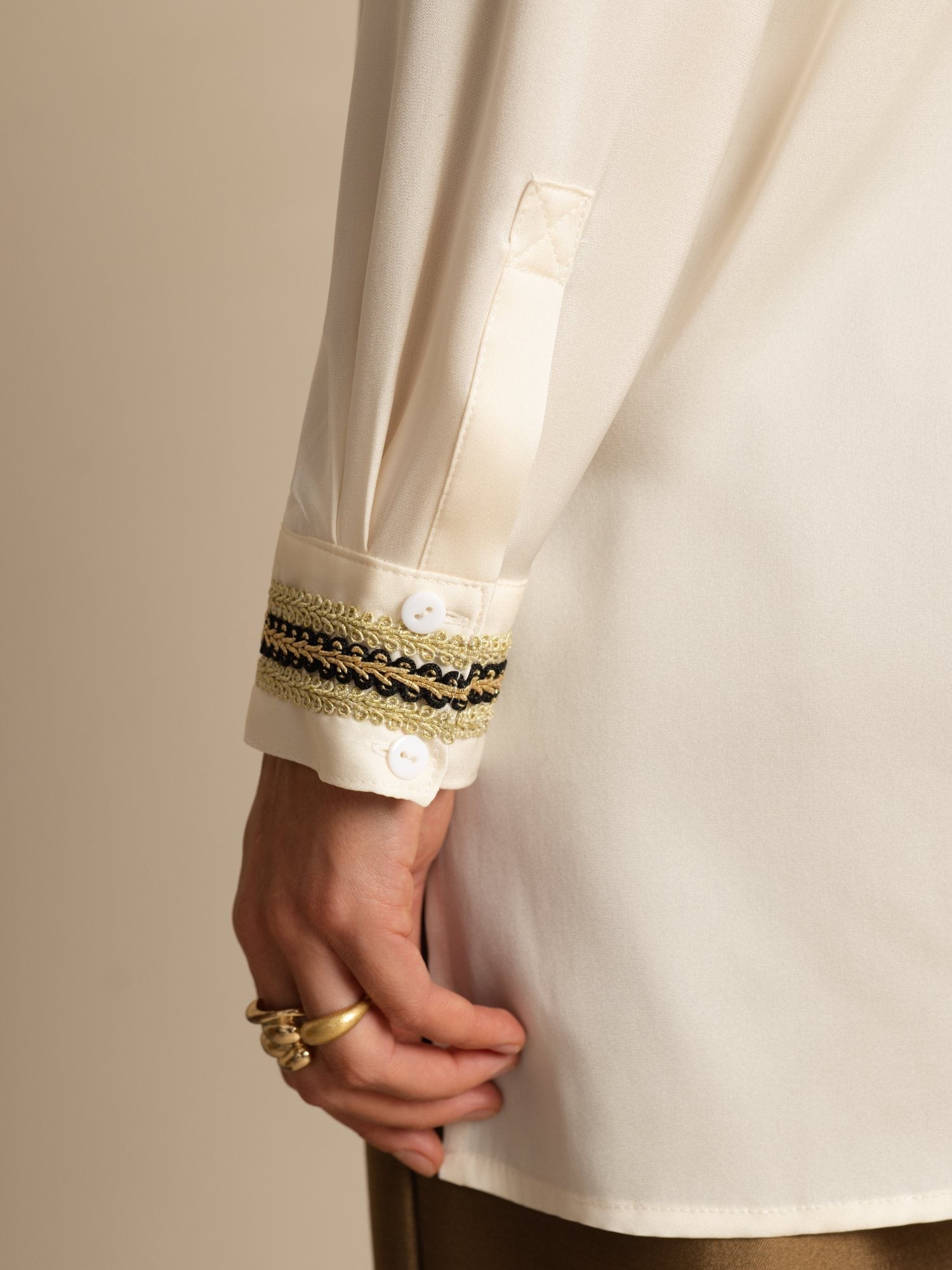 [Perle De Mer] SilkSilky-FR 19Momme Soie Manches longues Col Montant Blouse 006