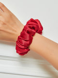 SilkSilky FR 19Momme Pure Soie Scrunchie Rouge 001