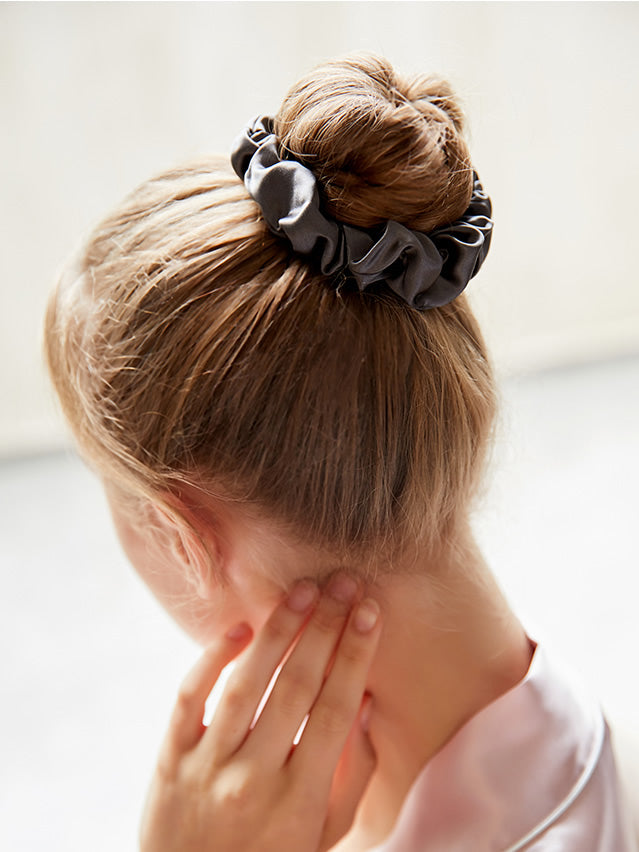 [Noir] SilkSilky-FR 19Momme Pure Soie Scrunchie 005