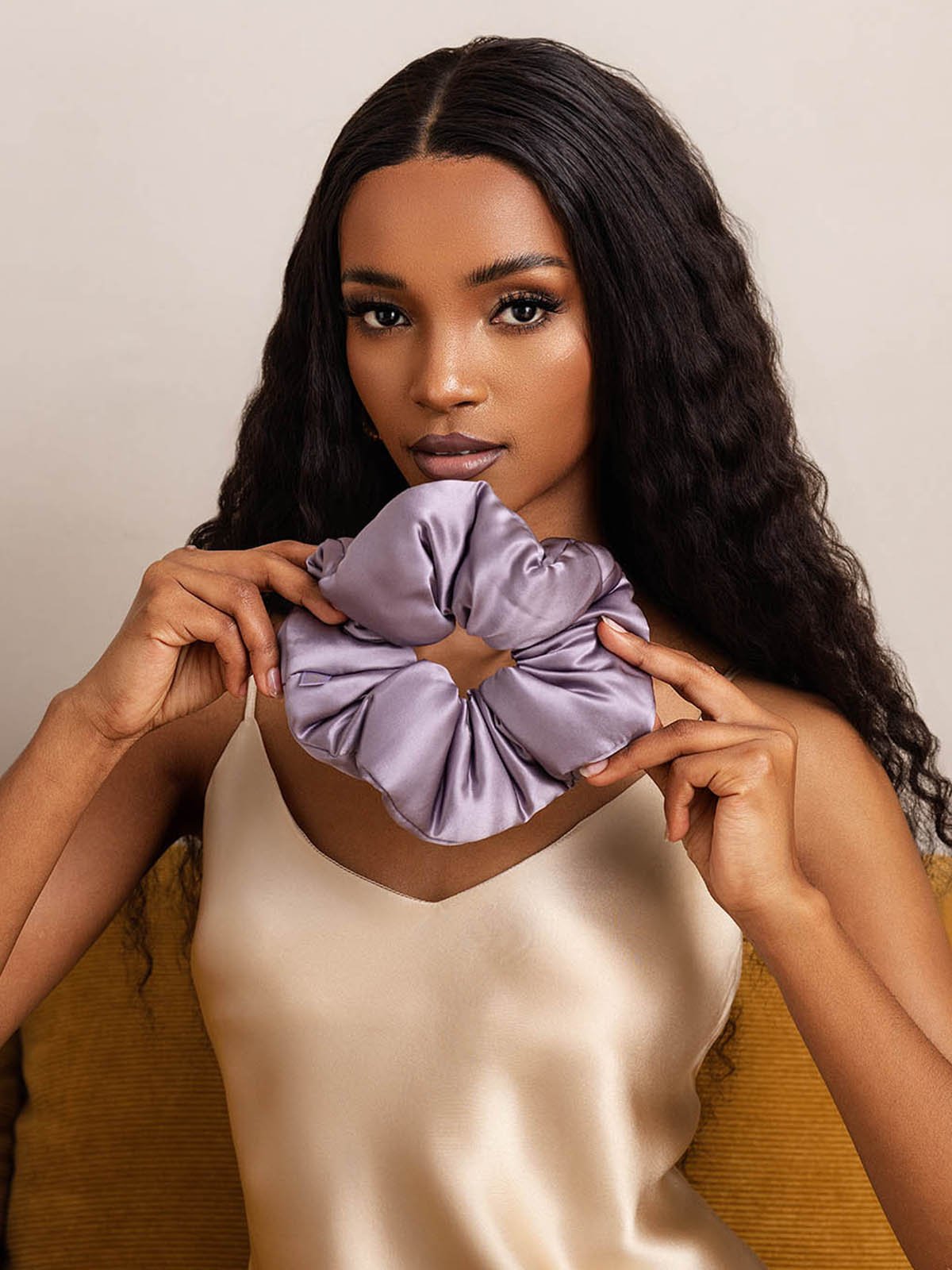 [Violet Foncé] SilkSilky-FR Soie Scrunchie 005