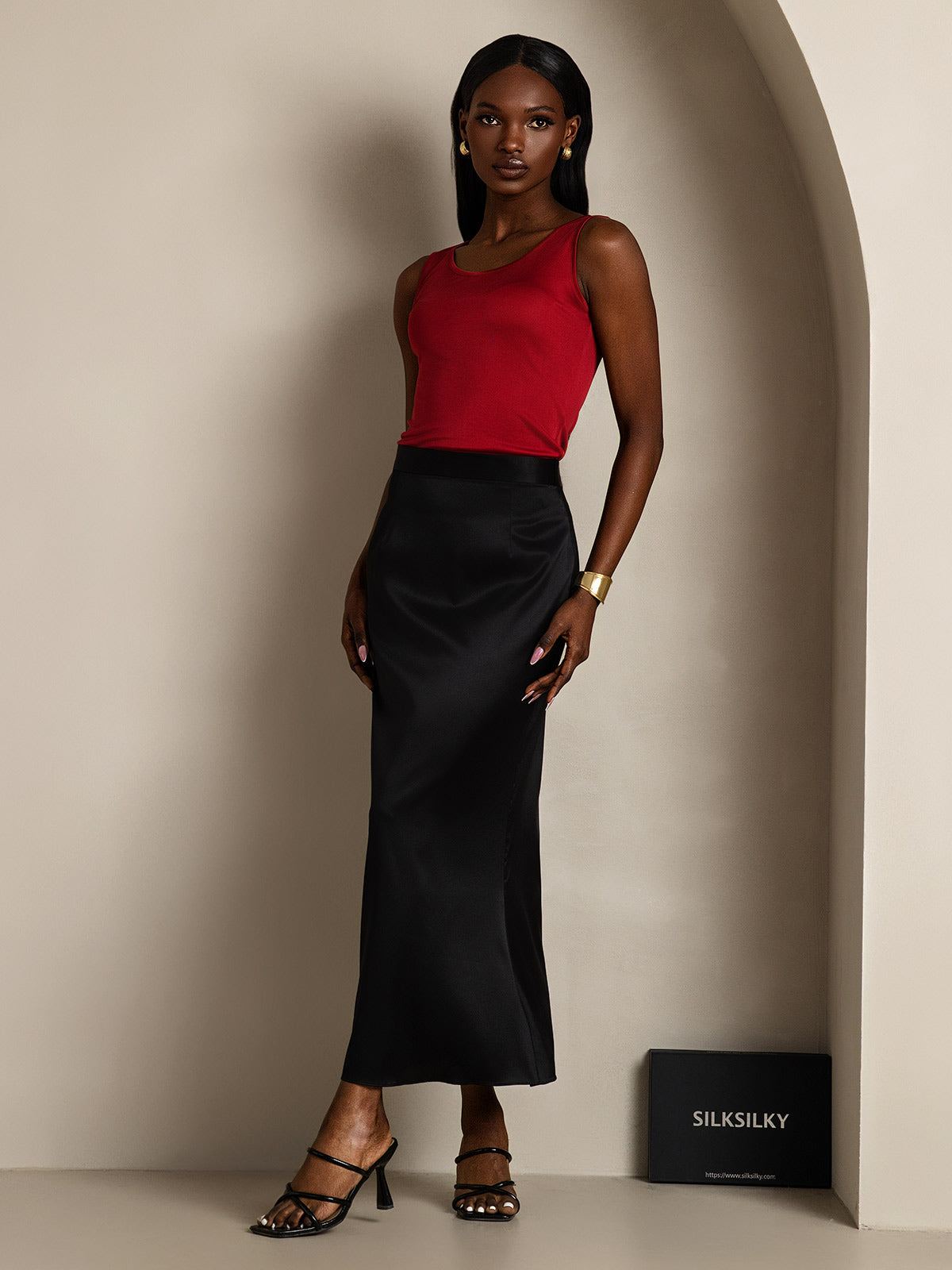 [Rouge Vineux] SilkSilky-FR Soie Tricotée Col Rond Femme T-Shirt 007