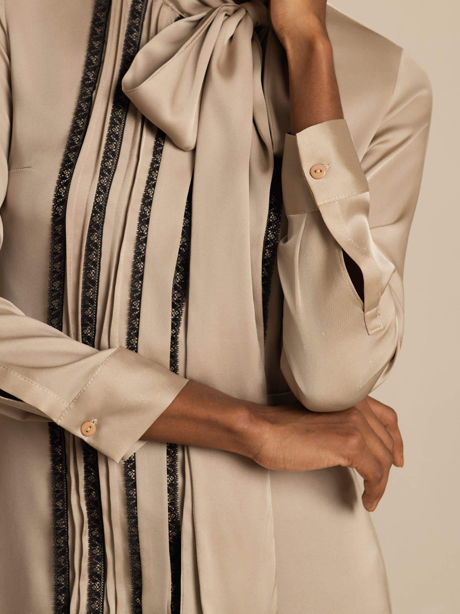 [Tan] SilkSilky-FR 19Momme Soie Manches longues À Nouer Robes 005