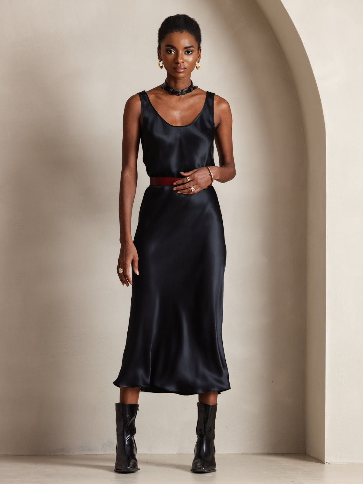 [Noir] SilkSilky-FR Pure Soie Col Bateau Robes 006