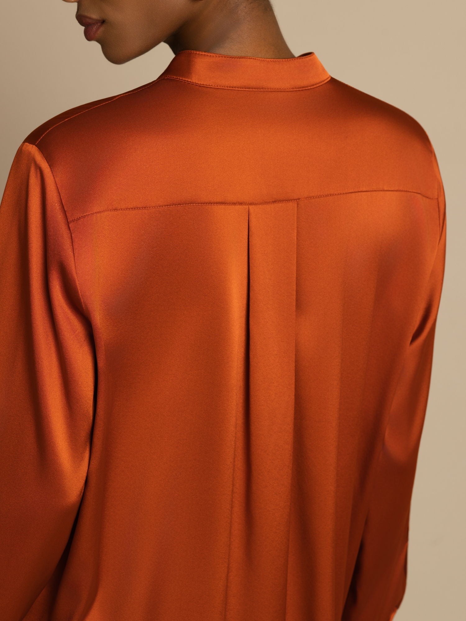 [Caramel] SilkSilky-FR 19Momme Soie Manches longues Col Montant Blouse 004