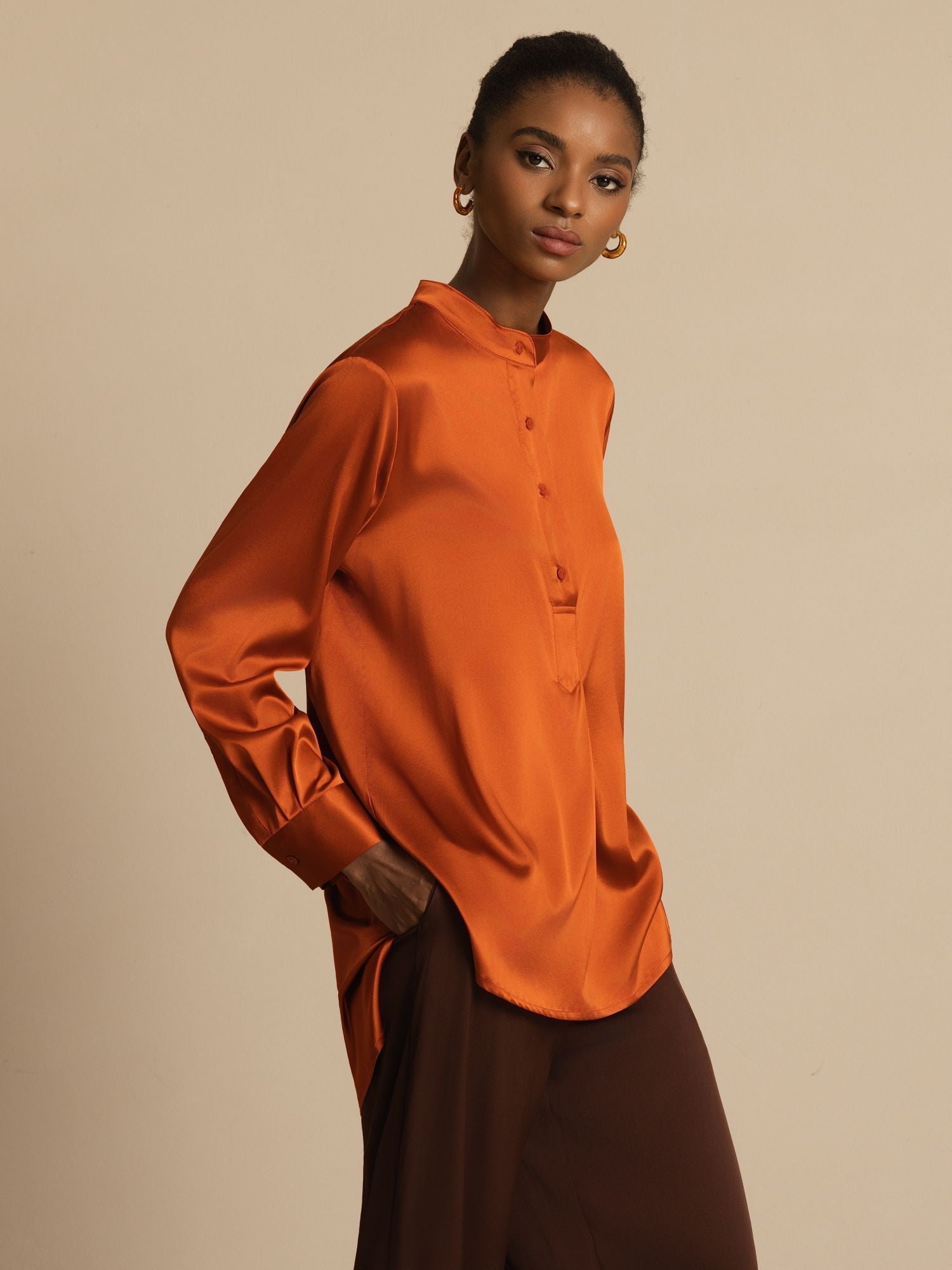 [Caramel] SilkSilky-FR 19Momme Soie Manches longues Col Montant Blouse 003