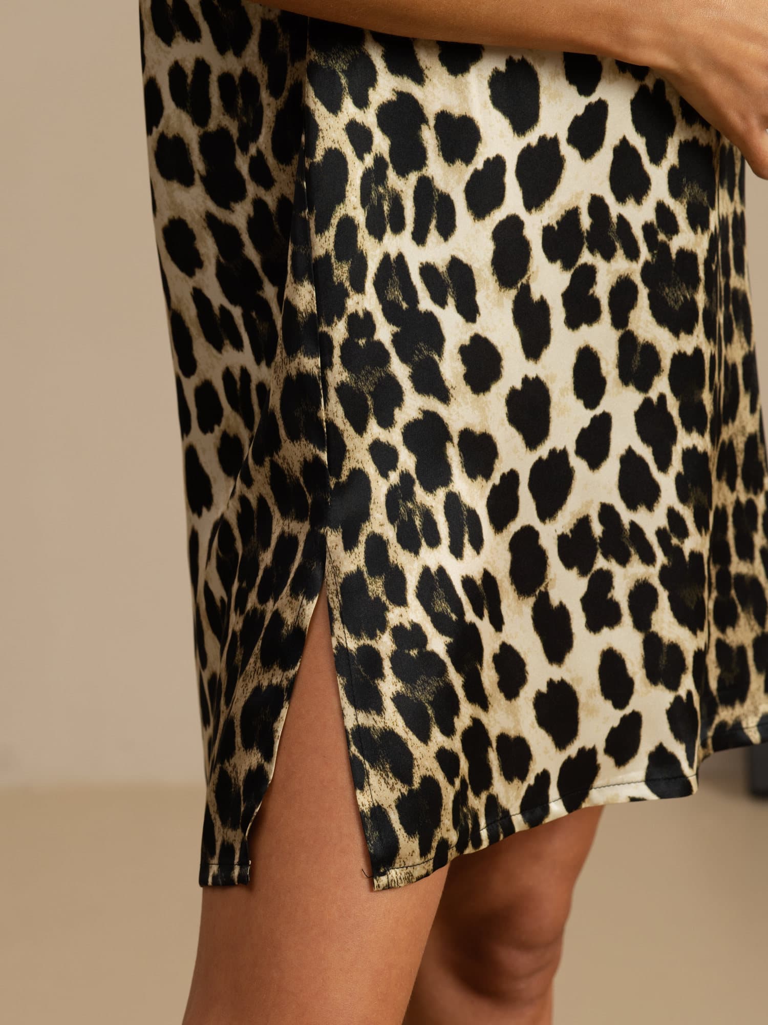 [Leopard] SilkSilky-FR Pure Silk Manches courtes Nightgown 005