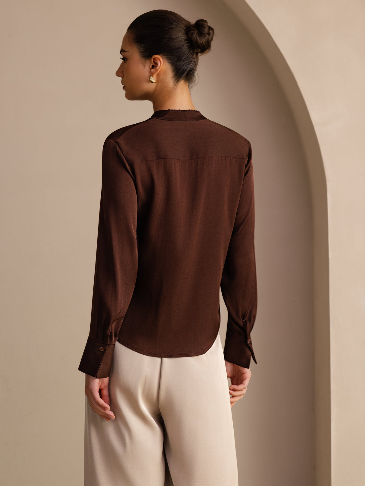 [Chocolat Noir] SilkSilky-FR Long Sleeve Tie Neck Blouse 002