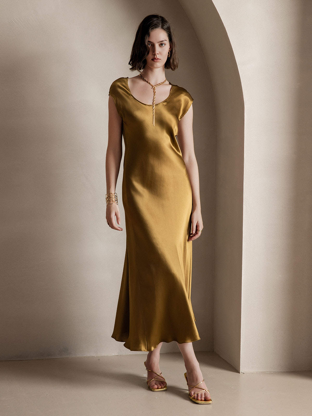[Brun] SilkSilky-FR 19Momme Soie Col Rond Robes 005