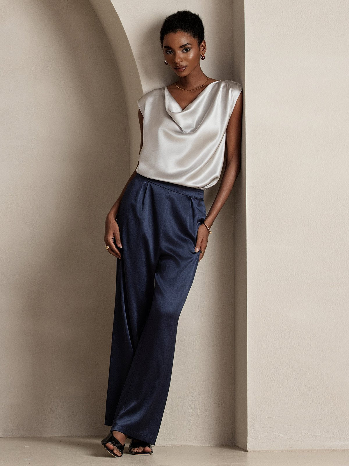 [Gris Clair] SilkSilky-FR 19Momme Soie Sans manches Col Bénitier Femme T-Shirt 006