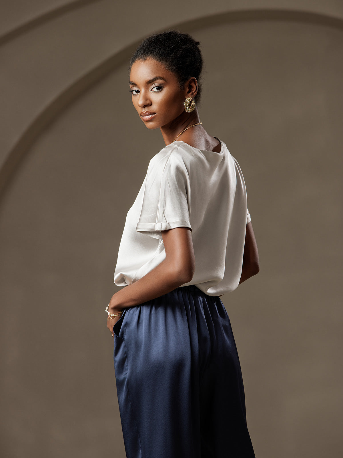 [Gris Clair] SilkSilky-FR 19Momme Soie Col Rond Femme T-Shirt 004
