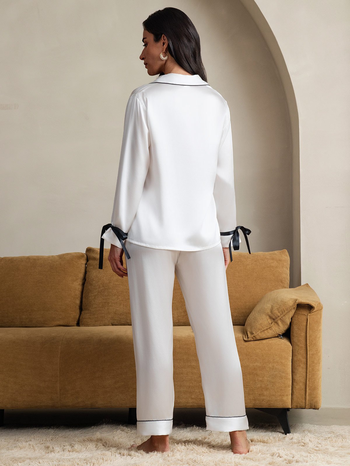 [Blanc] SilkSilky-FR Soie Manches longues Revers Femme Pyjamas 002