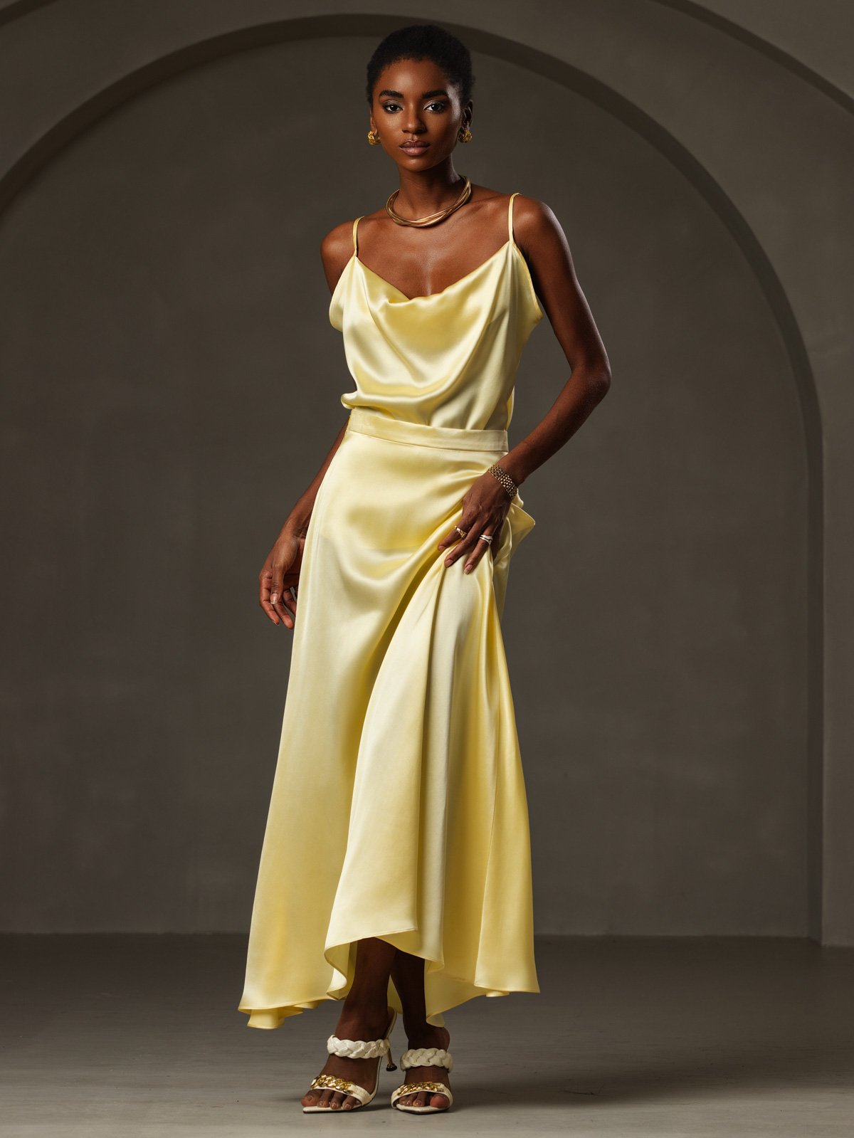 [Jaune] SilkSilky-FR 19Momme Soie Col Bénitier Top À Fines Brides 005