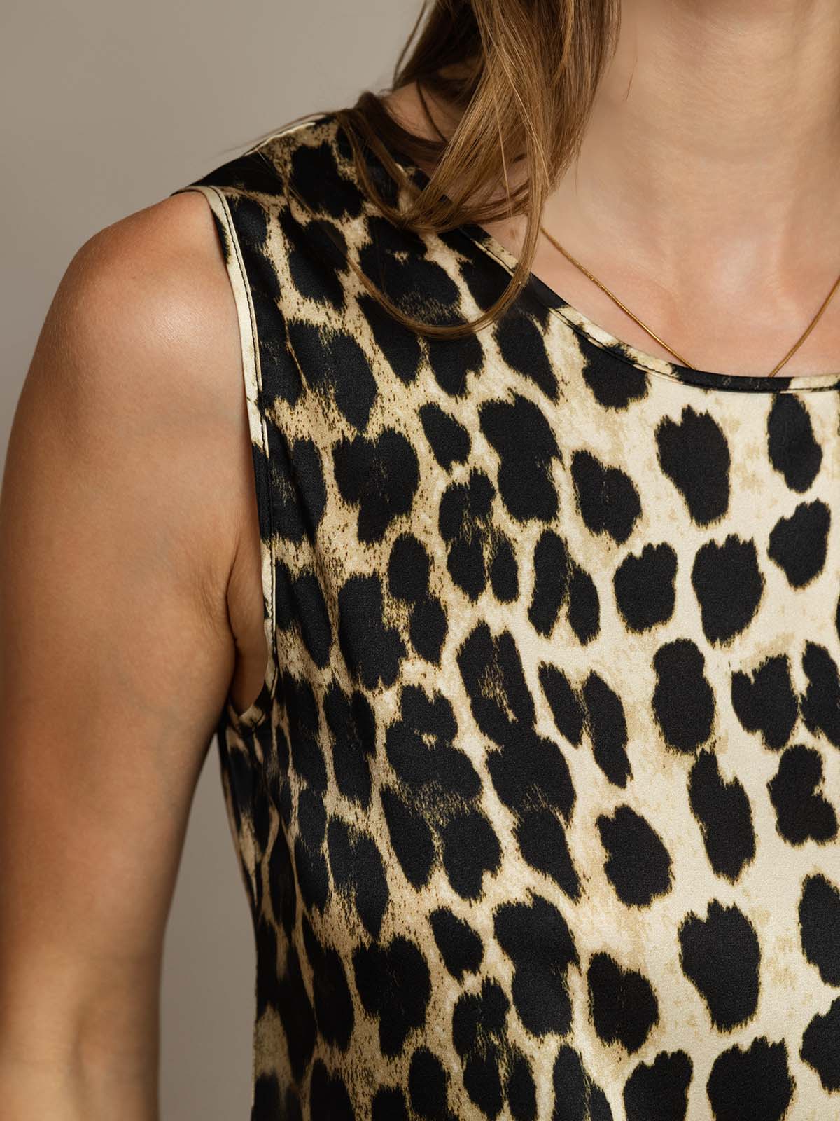 [Leopard] SilkSilky-FR 19Momme Soie Col Rond Top À Fines Brides 004