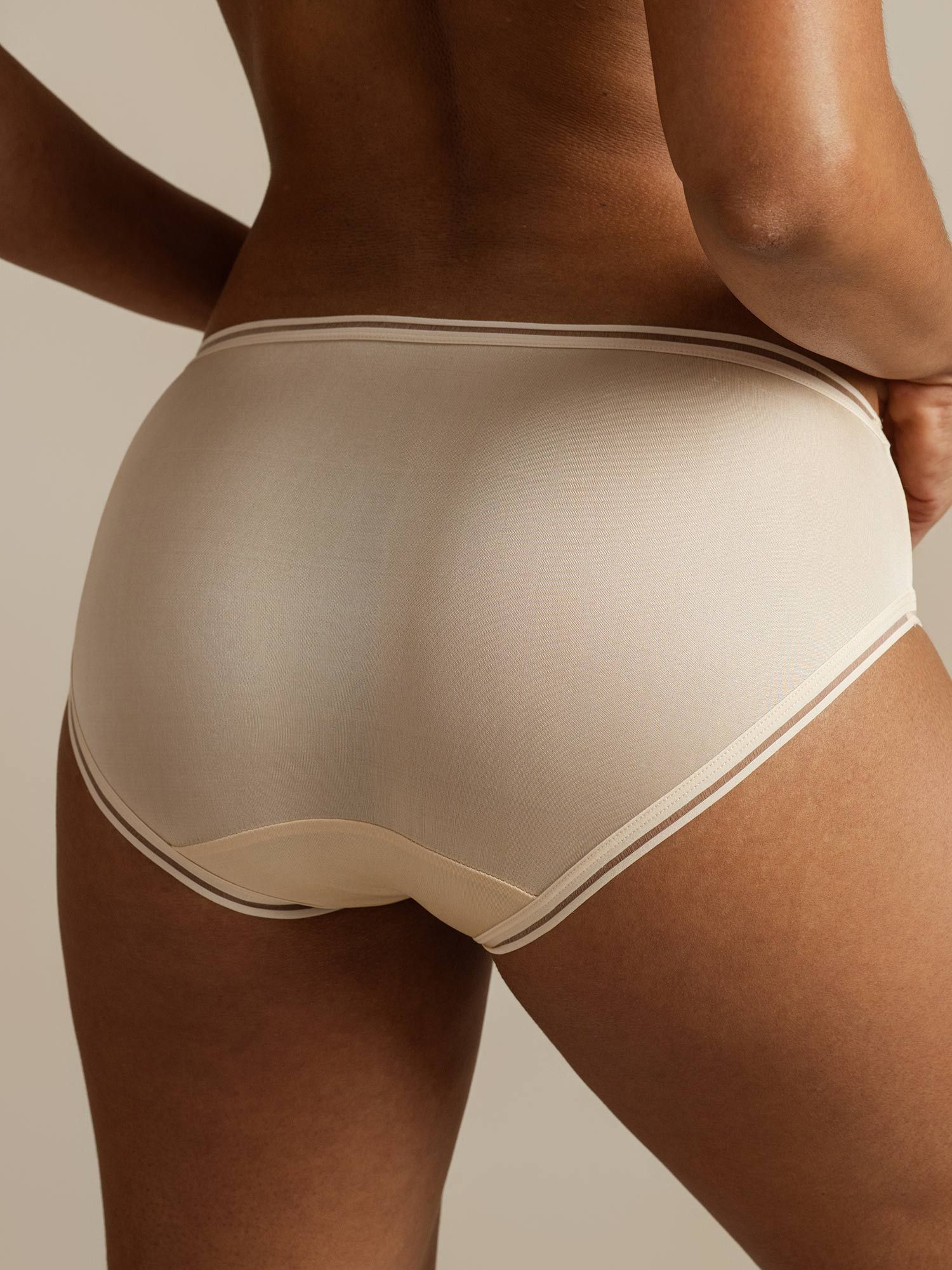 [Beige] SilkSilky-FR Soie Panty 002,