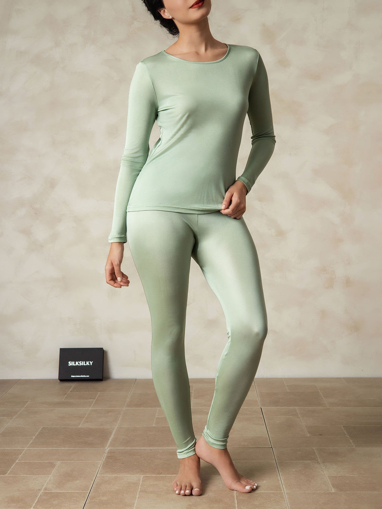 [Vert] SilkSilky-FR Soie Col Rond Femme Pyjamas 001