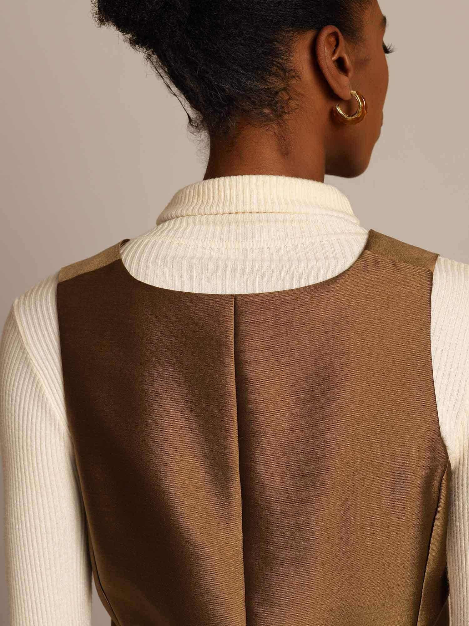 [Bronze] SilkSilky-FR 32Momme Soie Womens Vest 005,