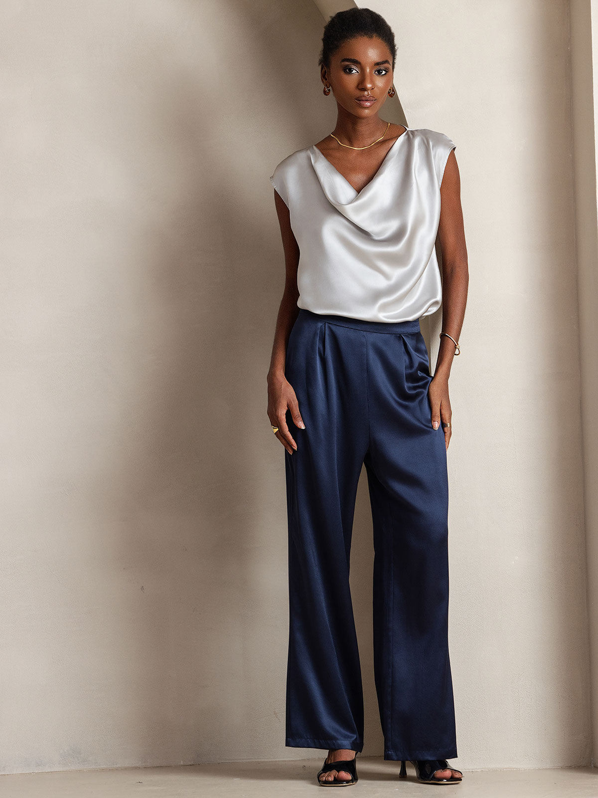 [Gris Clair] SilkSilky-FR 19Momme Soie Col Bénitier Femme T-Shirt 005