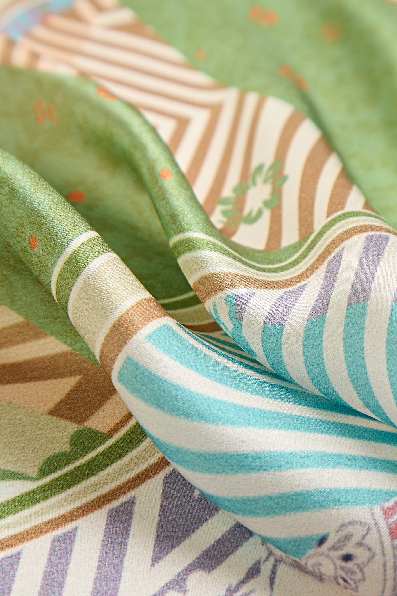 [P100] SilkSilky-FR Soie Scarf 006,