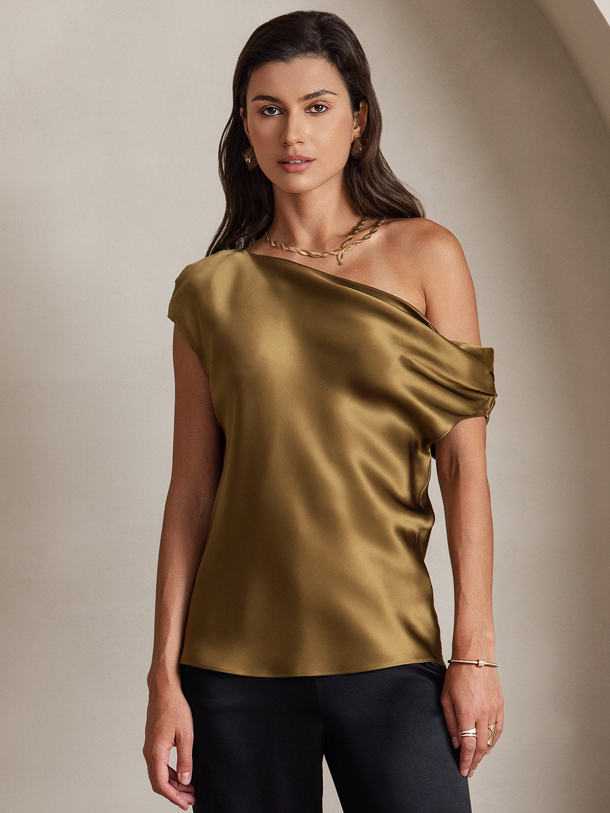SilkSilky-FR 19Momme Soie Sans manches Une épaule Femme T-Shirt Brun 001