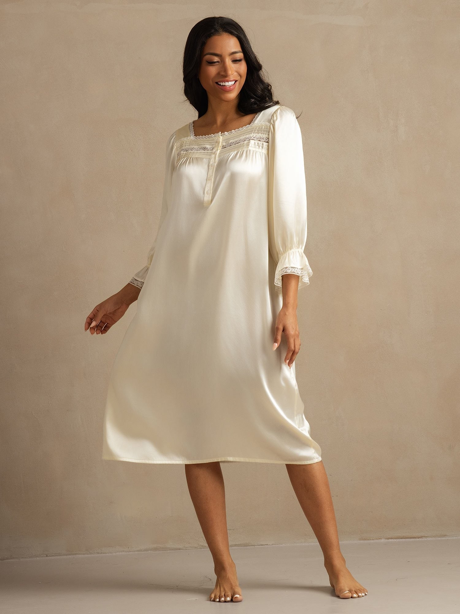 [Blanc] SilkSilky-FR Soie Nightgown 007