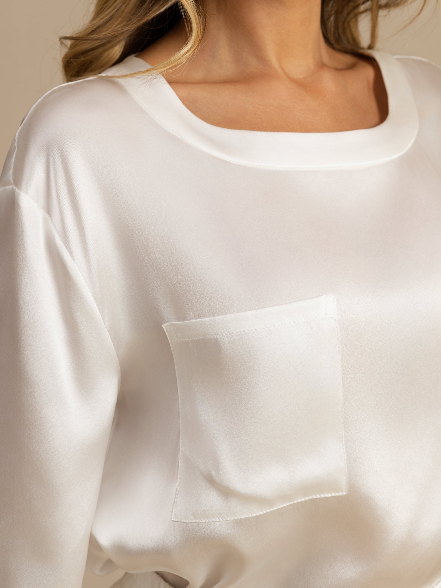 [Blanc] SilkSilky-FR Manches courtes Col Rond Femme Pyjamas 005