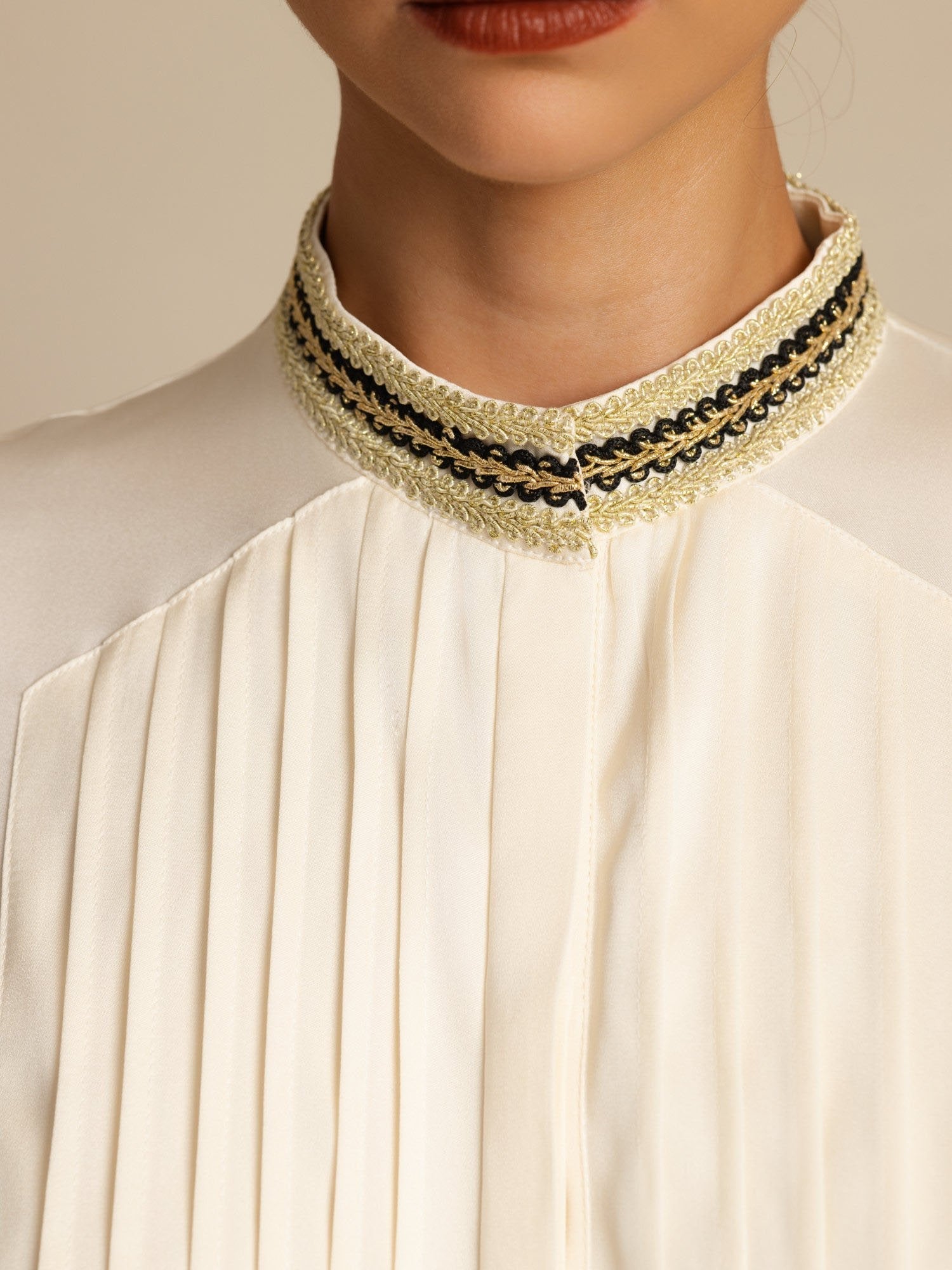 [Perle De Mer] SilkSilky-FR 19Momme Soie Manches longues Col Montant Blouse 005