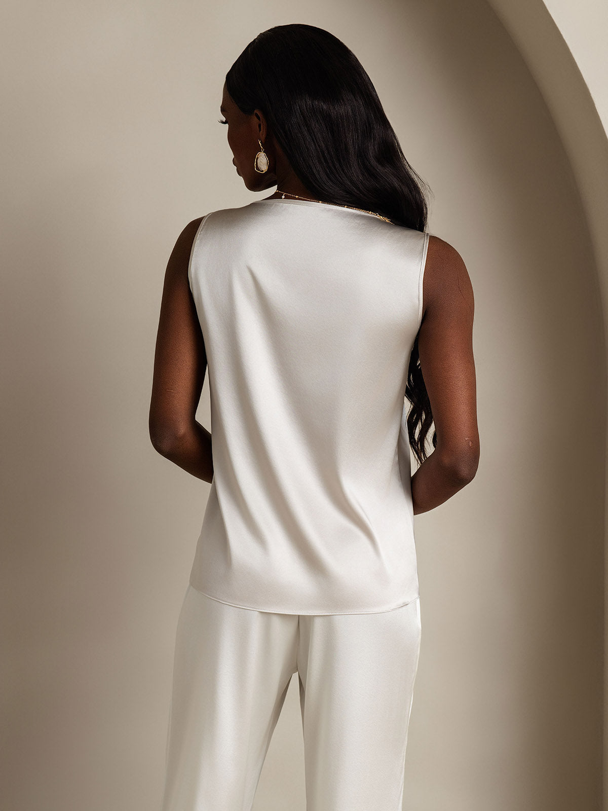 [Gris Clair] SilkSilky-FR 19Momme Soie Col Rond Top À Fines Brides 002