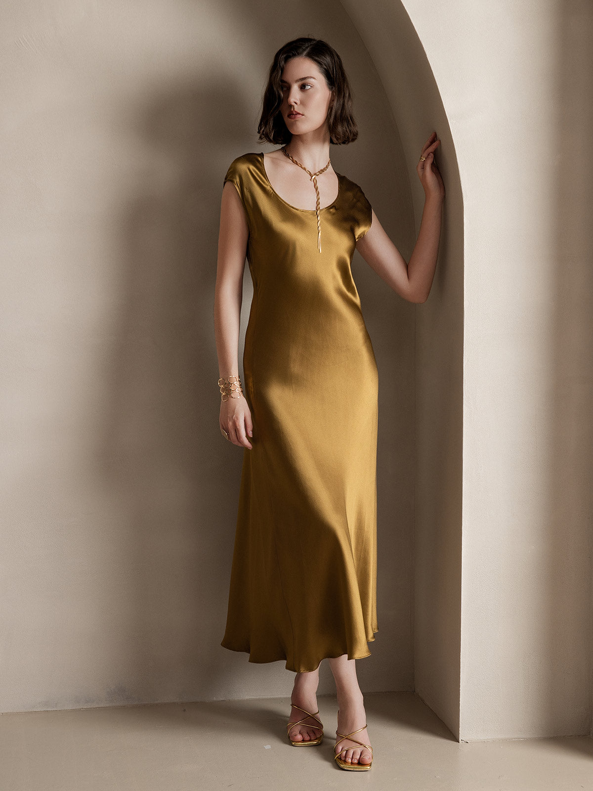 [Brun] SilkSilky-FR 19Momme Soie Col Rond Robes 006