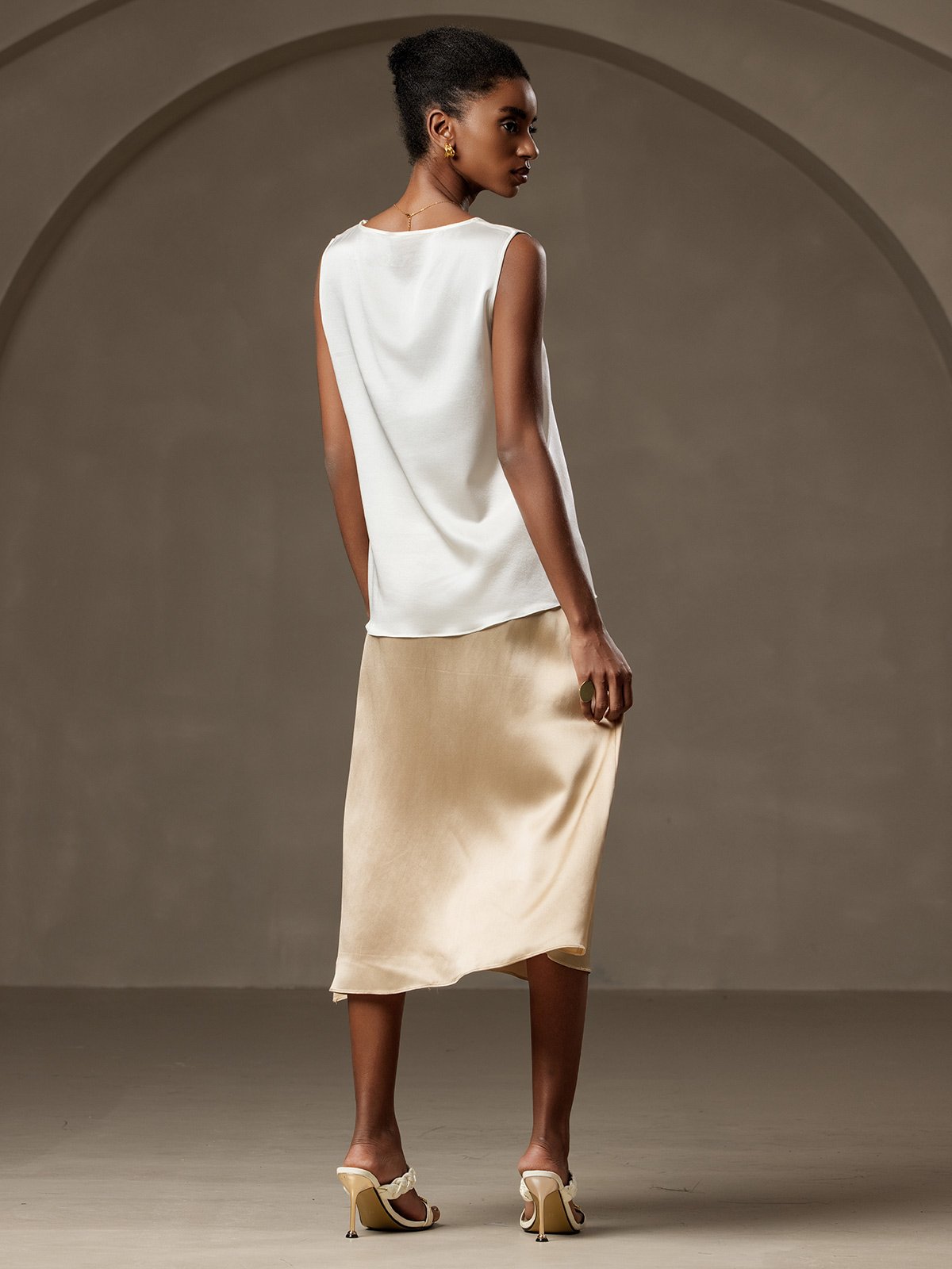 [Blanc] SilkSilky-FR 19Momme Sans manches Col Rond Top À Fines Brides 002