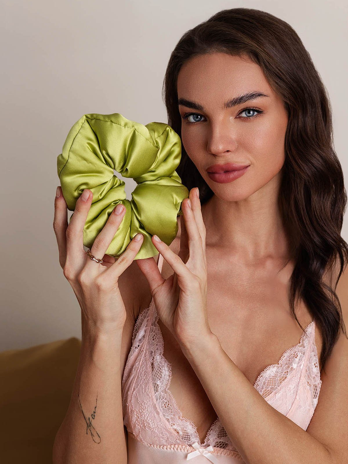 [Vert] SilkSilky-FR Soie Scrunchie 003