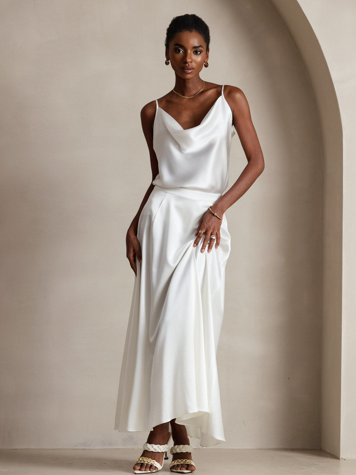 [Blanc] SilkSilky-FR Spaghetti Strap Cowl Neck Top À Fines Brides 001