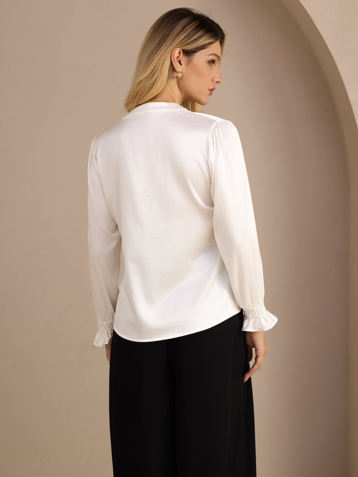 [Blanc] SilkSilky-FR Long Sleeve Blouse 002
