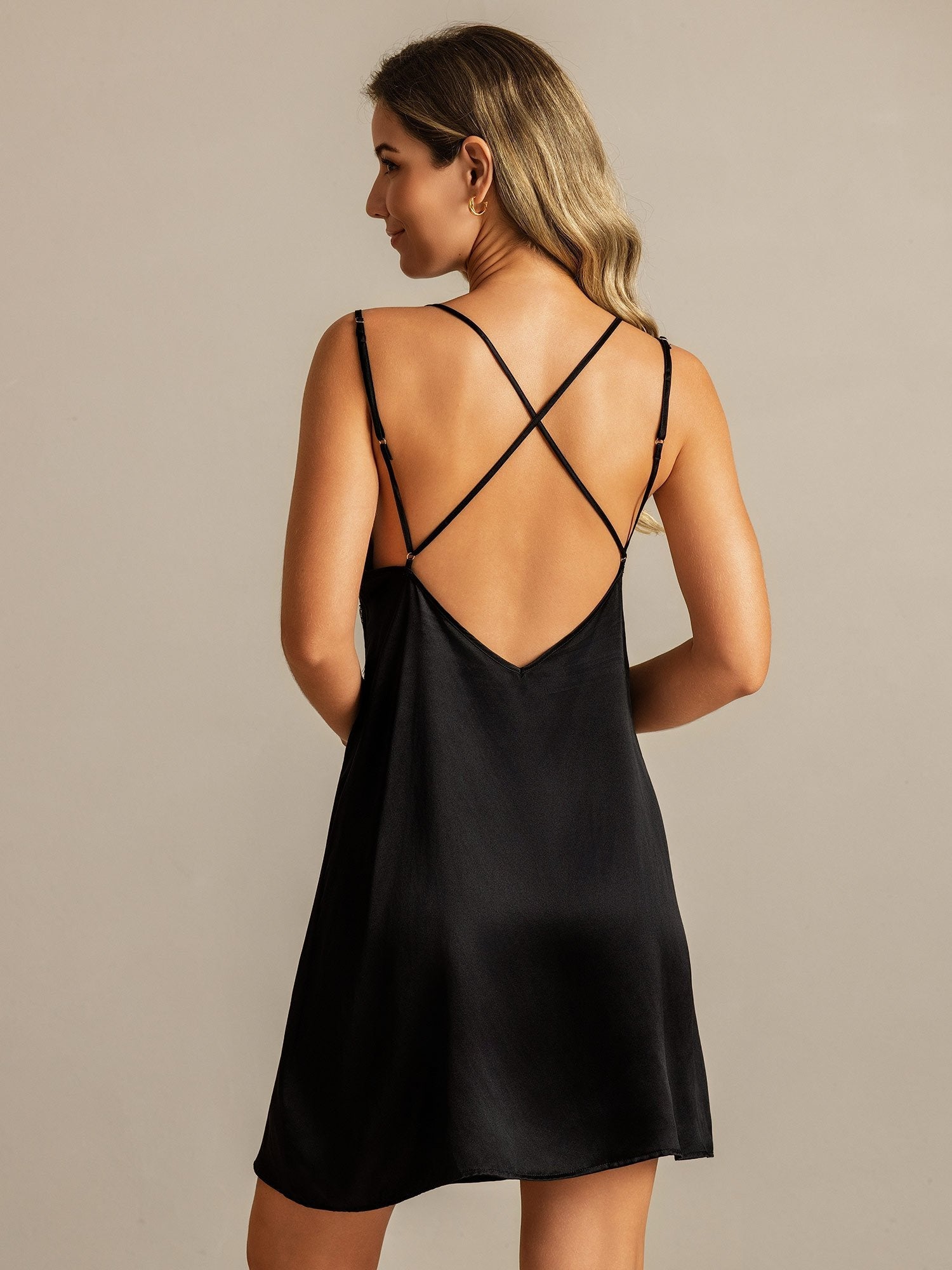 [Noir] SilkSilky-FR Spaghetti Strap V Neck Chemises de nuit 002