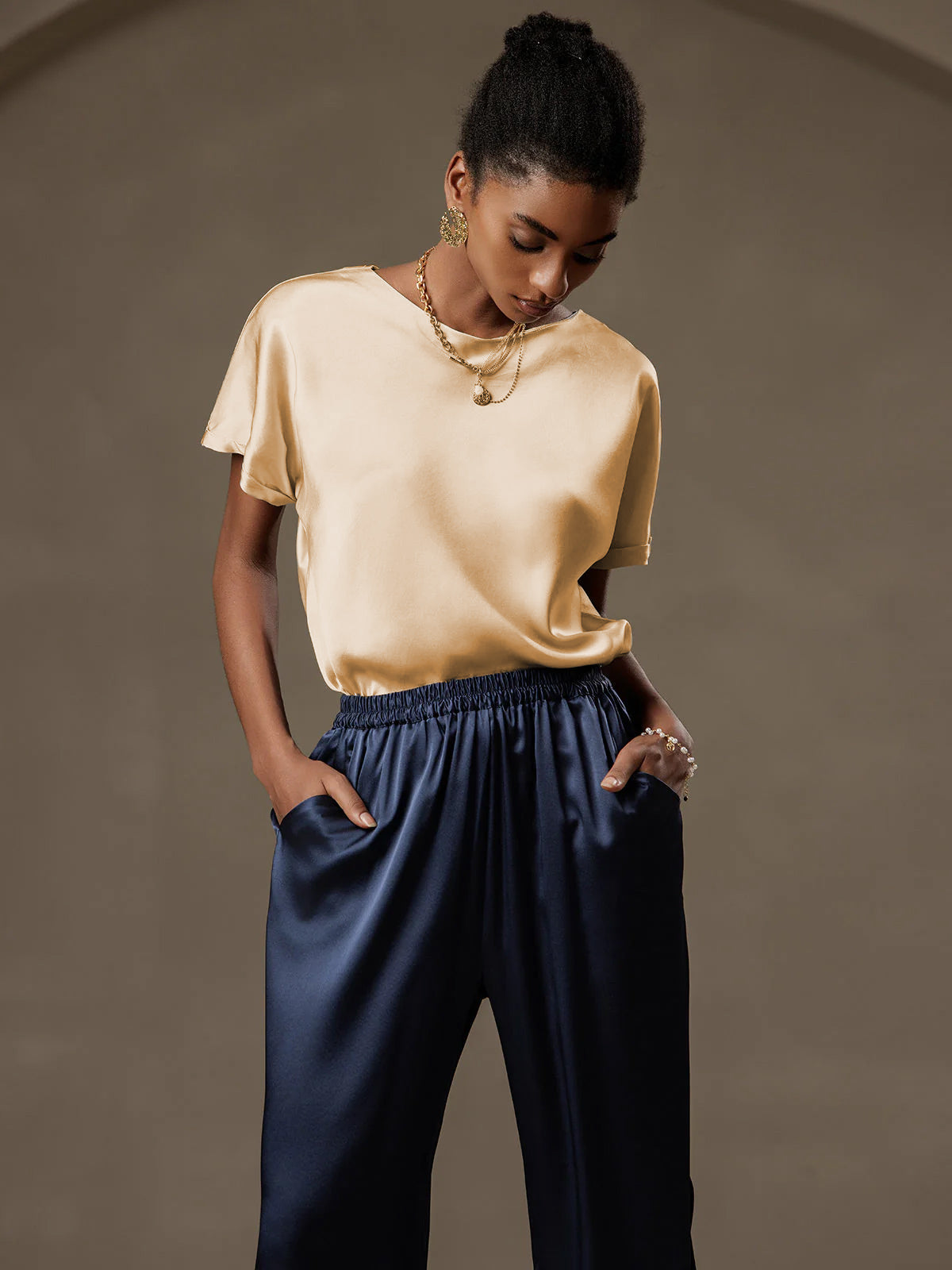 [Champagne] SilkSilky-FR 19Momme Soie Col Rond Femme T-Shirt 003