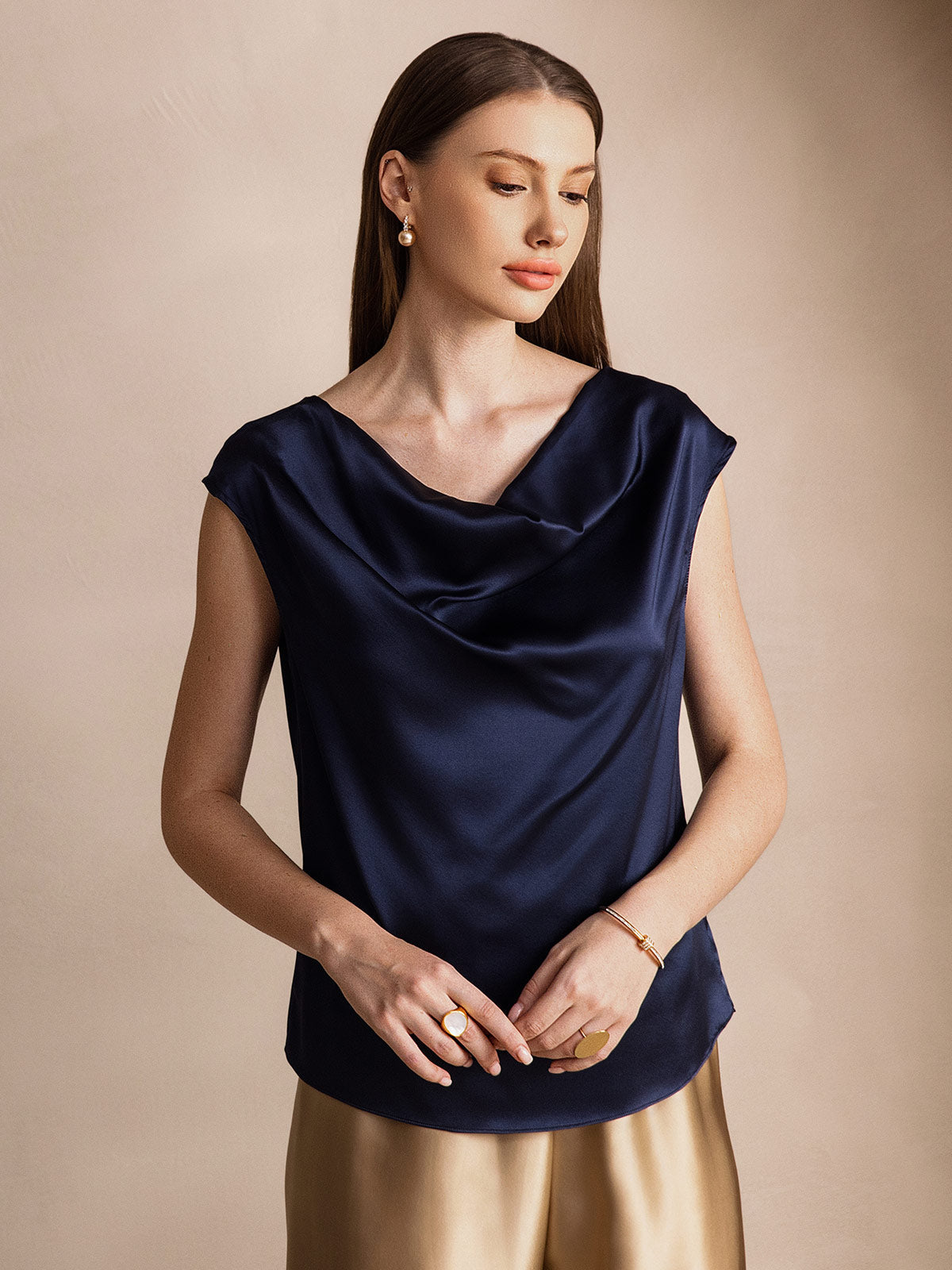 [Bleu Foncé] SilkSilky-FR 19Momme Soie Col Bénitier Femme T-Shirt 001
