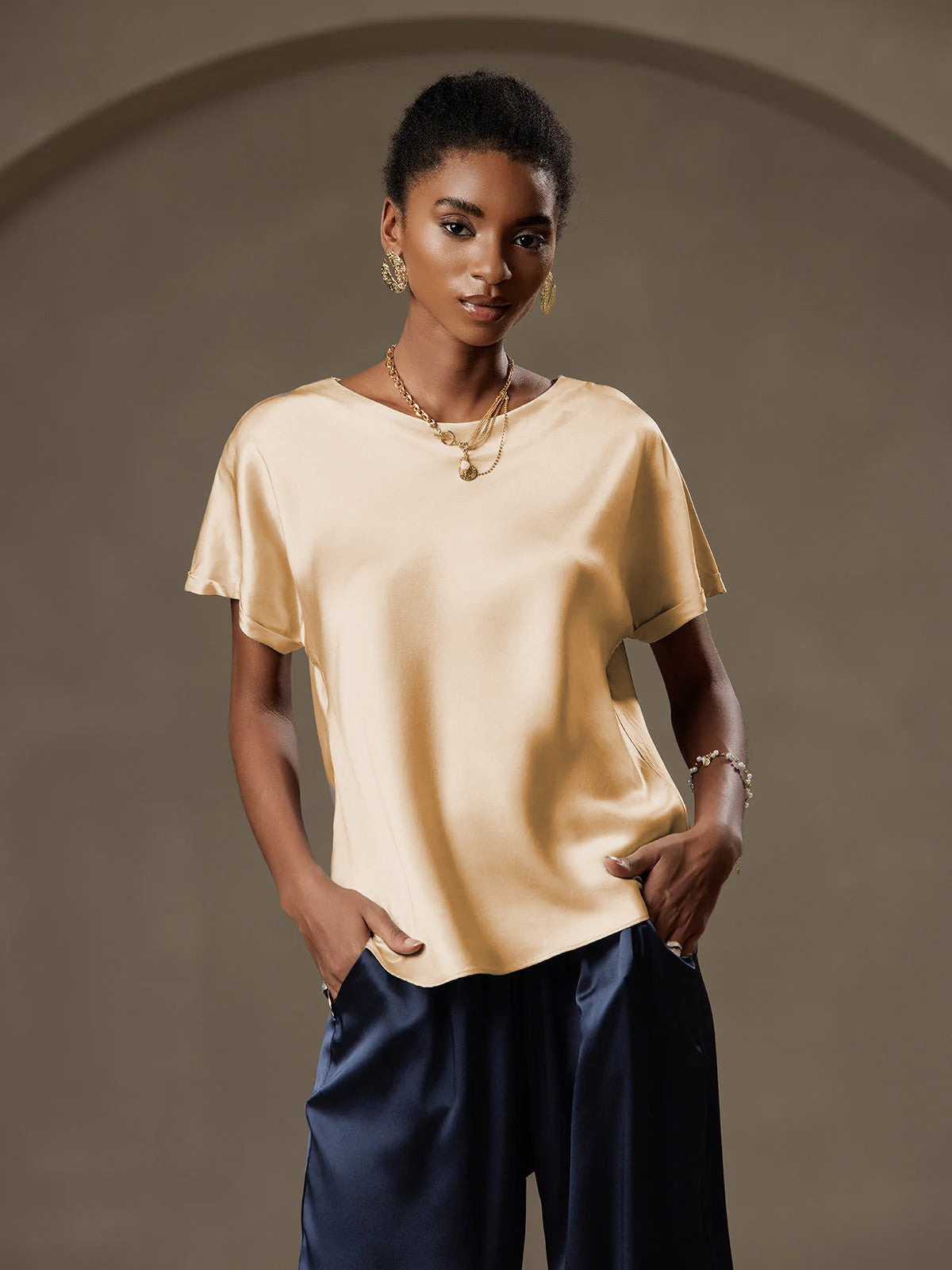 [Champagne] SilkSilky-FR 19Momme Soie Col Rond Femme T-Shirt 001