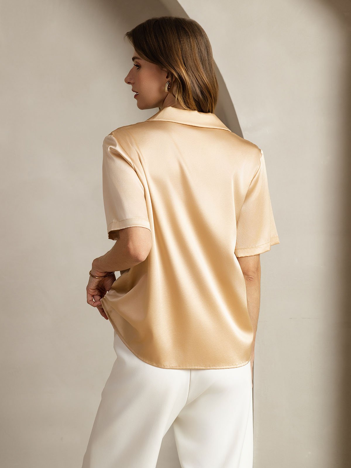 [Champagne] SilkSilky-FR 19Momme Soie Découpe V Femme Chemise 002