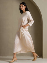 [Beige] SilkSilky-FR 3/4 Sleeve Round Neck Robes 007