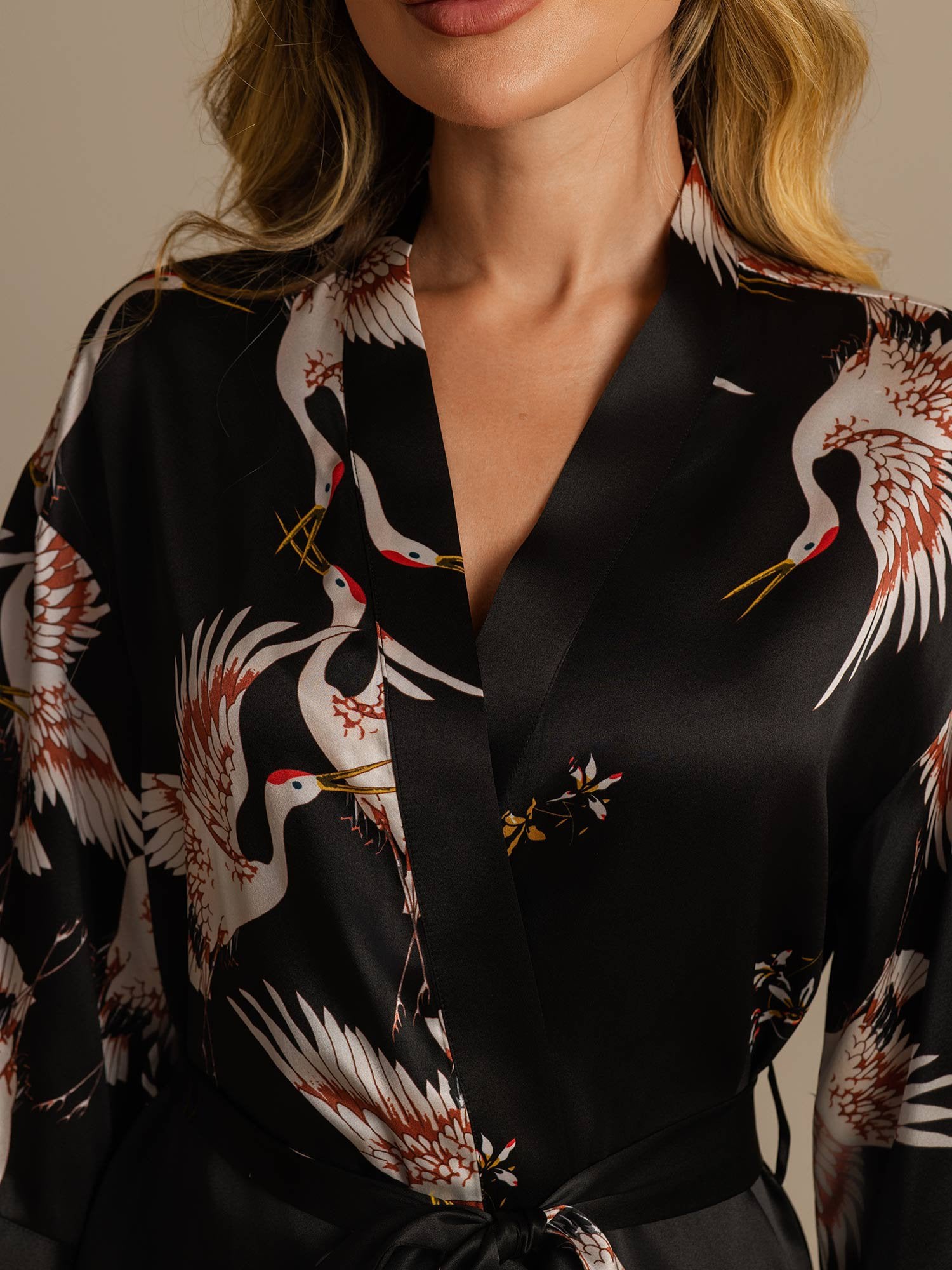 [Noir] SilkSilky-FR 19Momme Soie Womens Robe 004