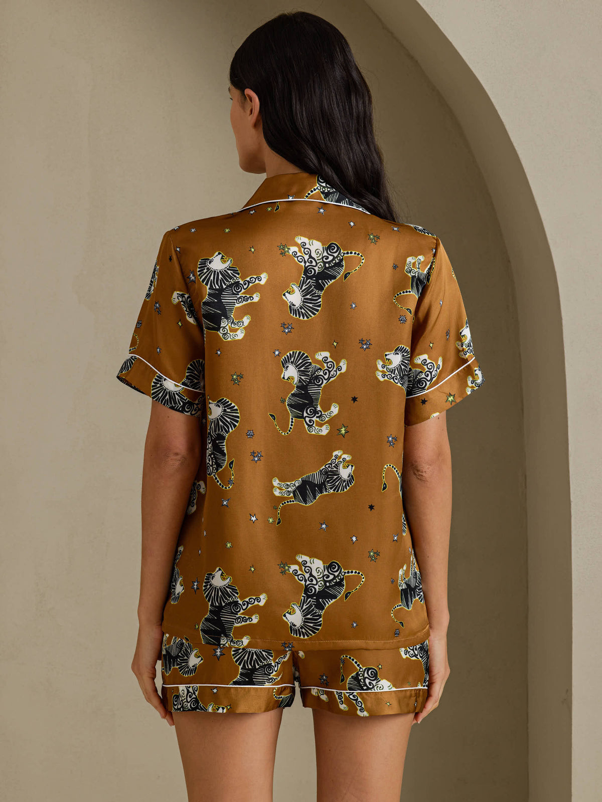 [Lion Brun] SilkSilky-FR Short Sleeve Notch Collar Femme Pyjamas 002