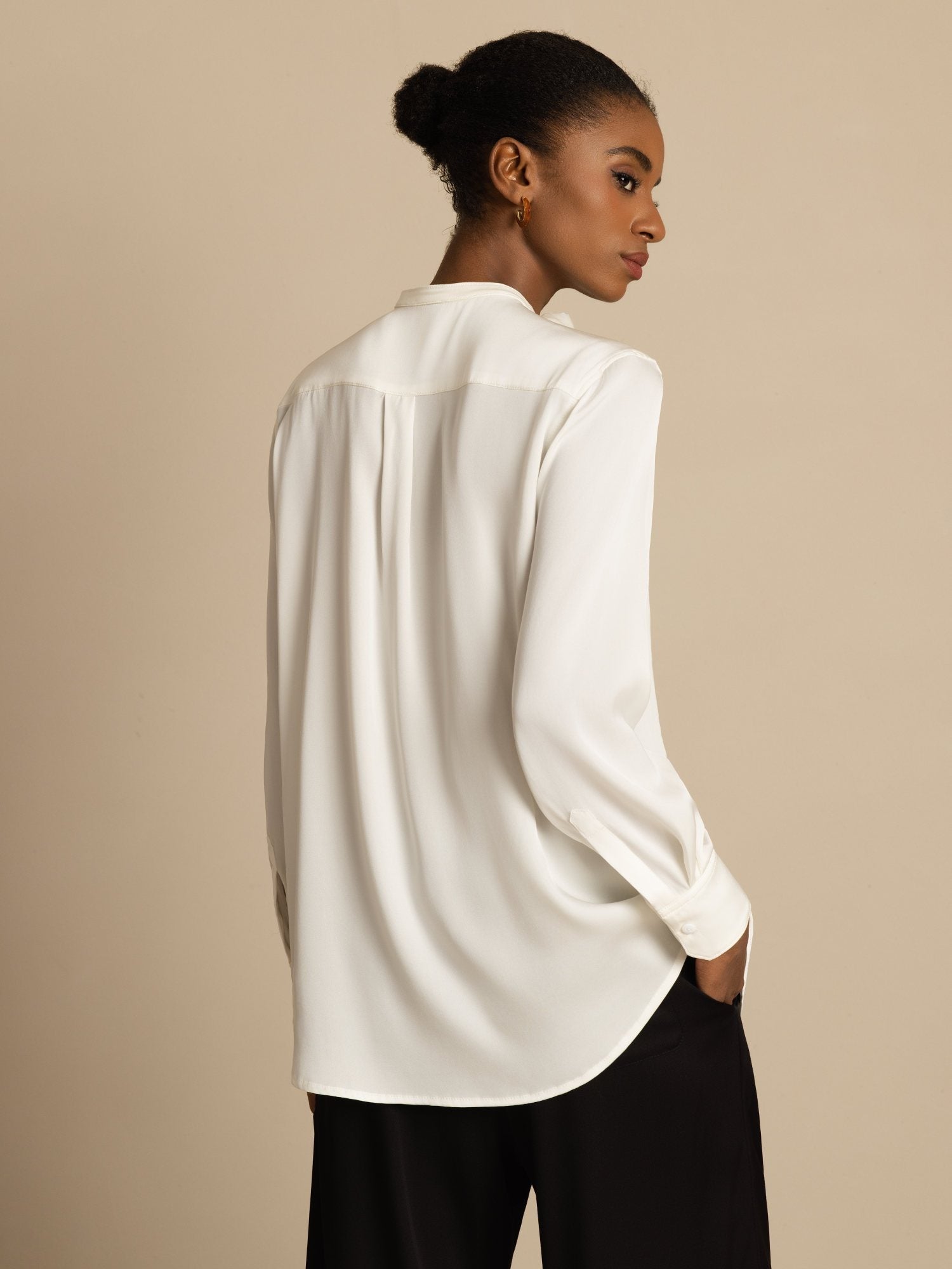 [Blanc] SilkSilky-FR 19Momme Soie Manches longues Col Montant Blouse 002