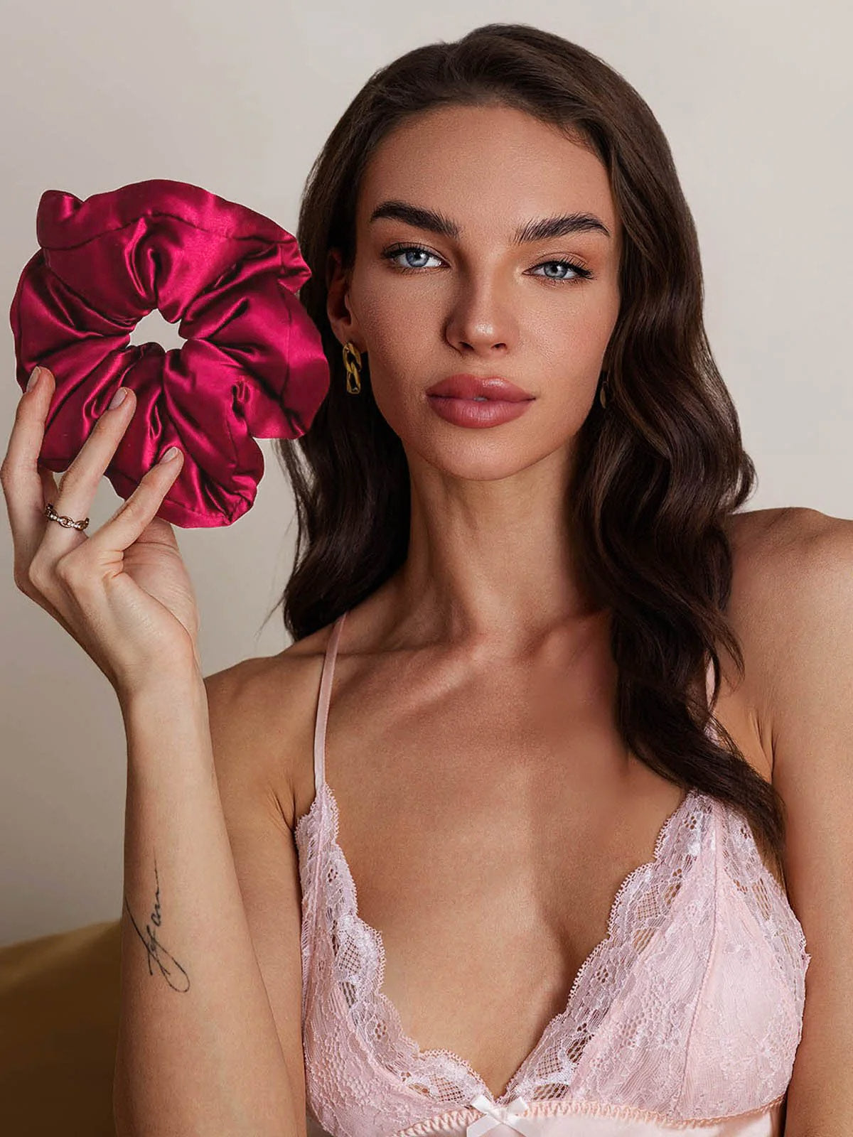 [Rouge Vineux] SilkSilky-FR Soie Scrunchie 003
