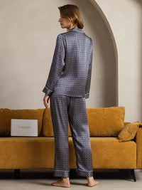Vue de dos pyjama soie ginkgo marine pantalon droit