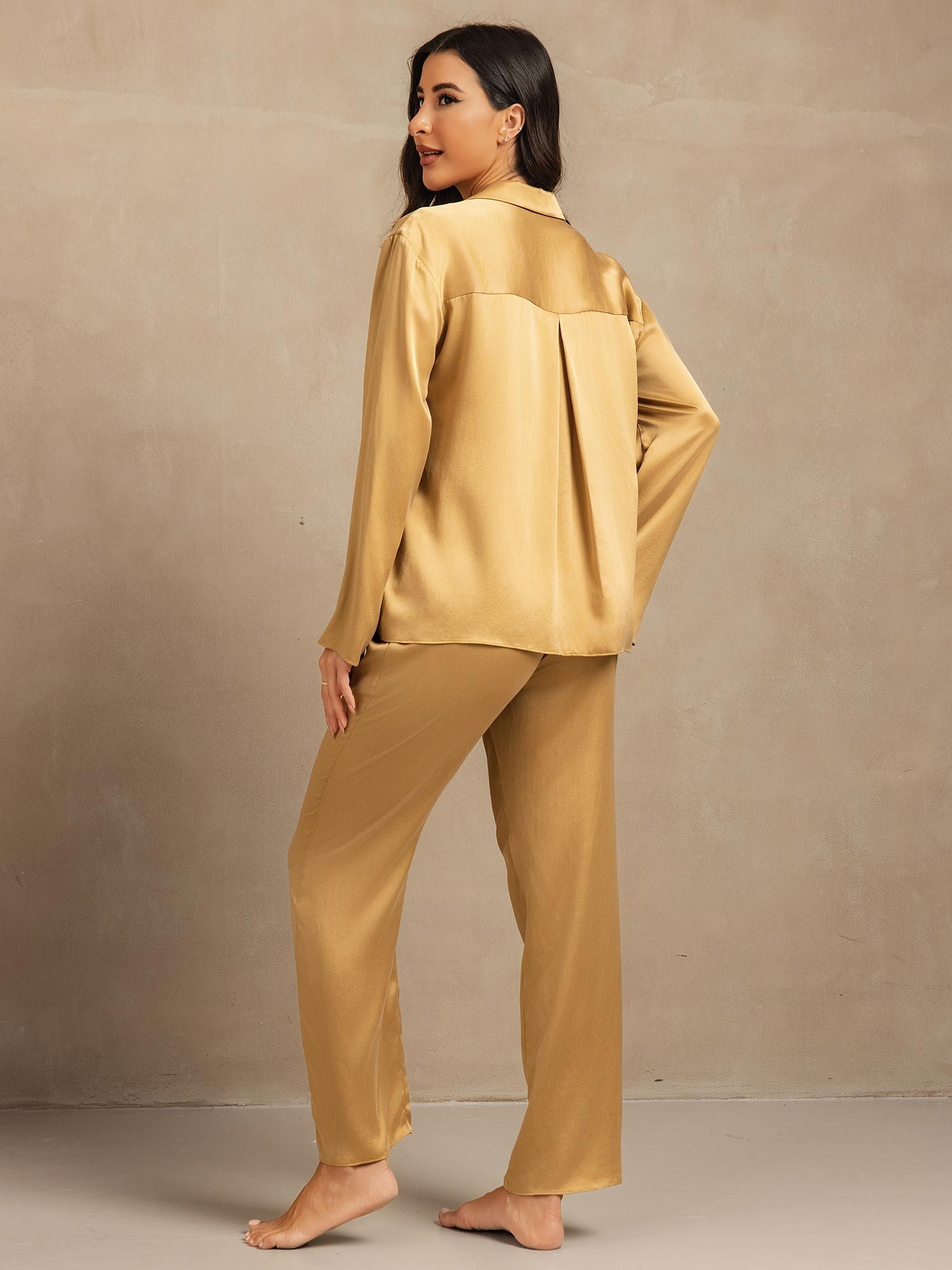 [Tan] SilkSilky-FR 19Momme Soie Découpe V Femme Pyjamas 002