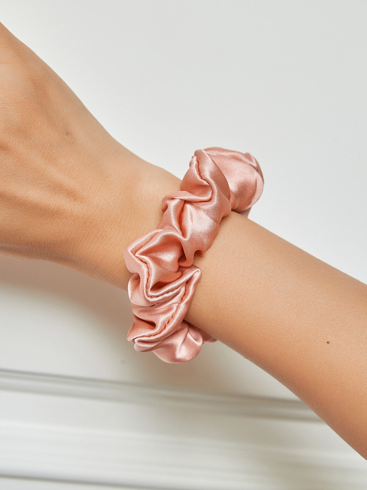 [Rose] SilkSilky-FR 19Momme Pure Soie Scrunchie 001