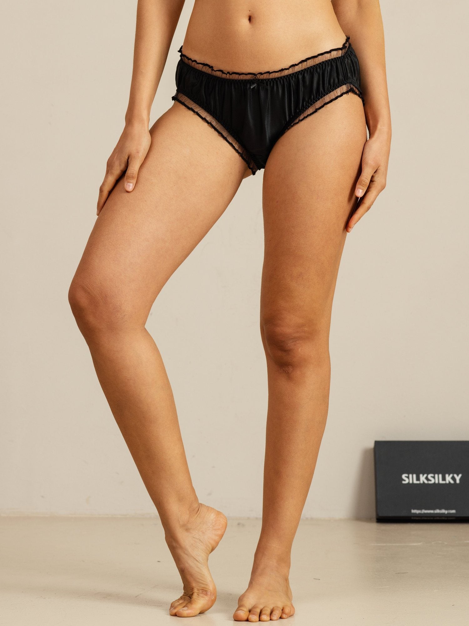 [Noir] SilkSilky-FR Panty 005