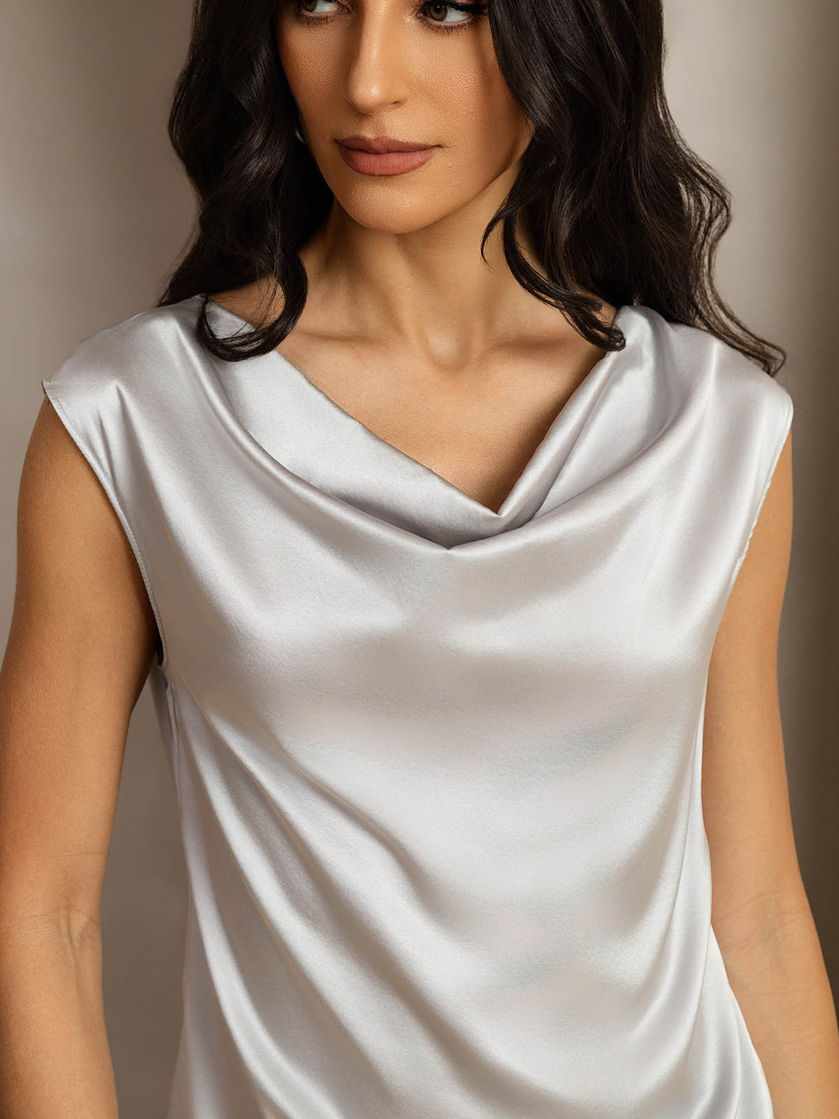 [Argent] SilkSilky-FR 19Momme Soie Col Bénitier Femme T-Shirt 005