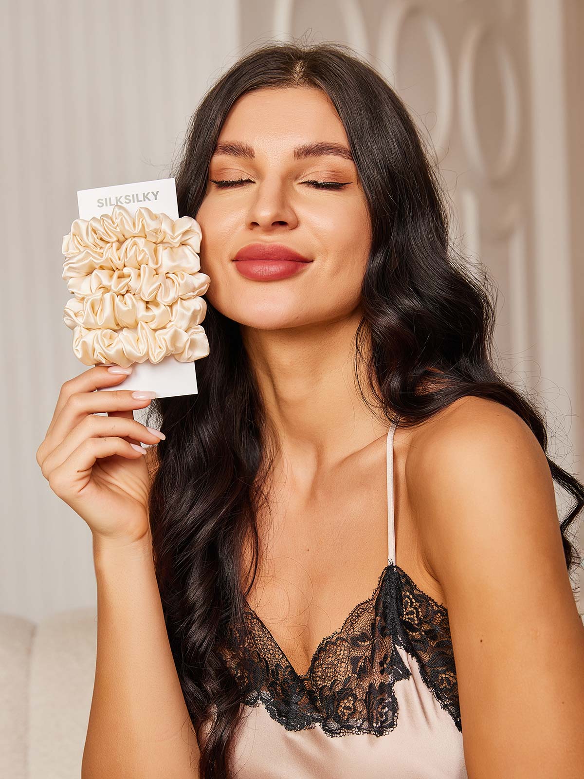 [Beige Clair] SilkSilky-FR 19Momme Scrunchie 001