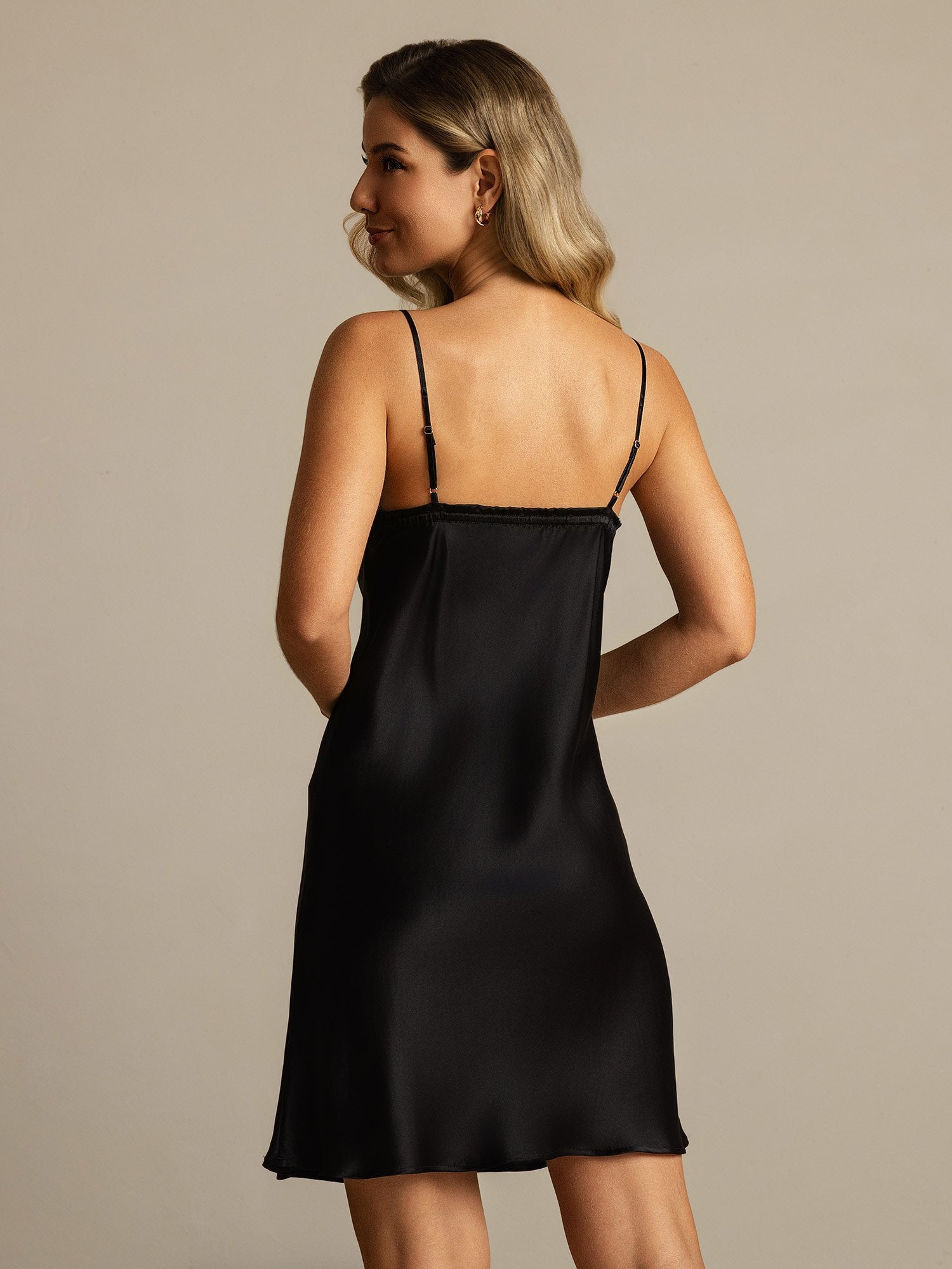 [Noir] SilkSilky-FR Soie Nightgown 002